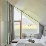 Achensee Designer Lake View Chalet, Modern Split-Level Apartment for 8 Maurach (Achensee)