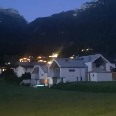 Architectural View Chalet, Achensee *