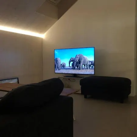 Casa vacanze Urban Mountain Splitlevel With View Maurach (Achensee)