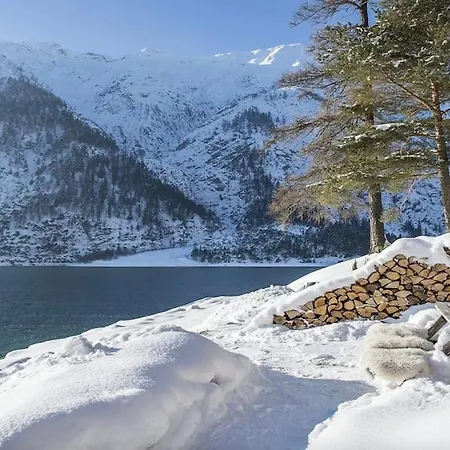 Сasa de vacaciones Design View Chalet, Urban Mountain Achensee *