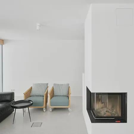 Urban Mountain Splitlevel With View Casa vacanze