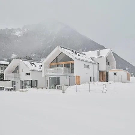 Сasa de vacaciones Architectural View Chalet, Achensee *
