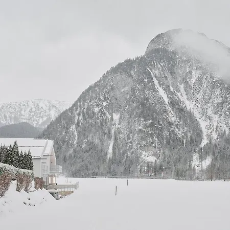 Urban Mountain Splitlevel With View Casa vacanze