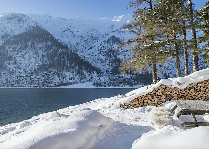 펜션 Architectural Lake View Chalet, Mountain Urban Achensee *