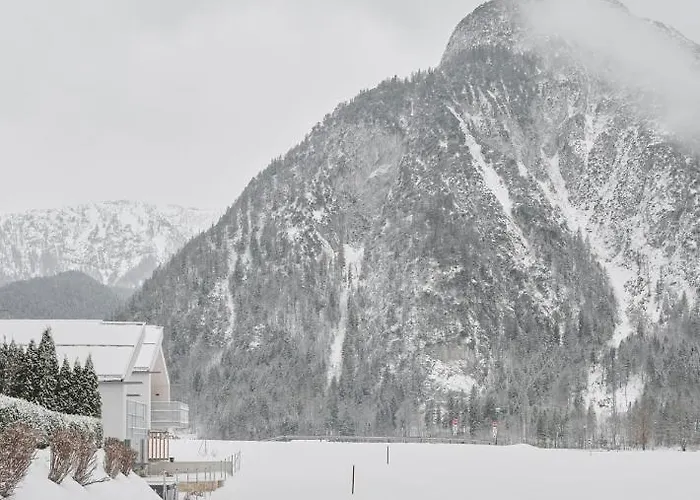 Architectural Lake View Chalet, Mountain Urban Achensee 펜션
