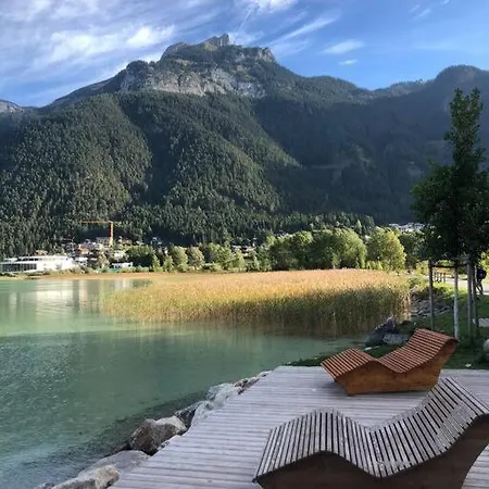 Urban Mountain Splitlevel With View *