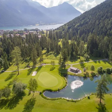 Architectural View Chalet, Achensee *